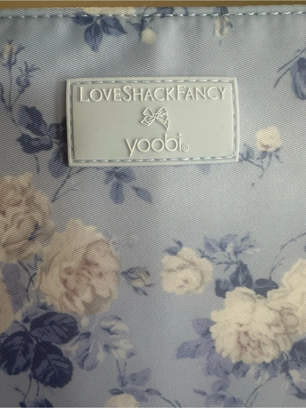 💙 LoveShackFancy Everblooming Rosettes Pencil Case with Ruffles 💙